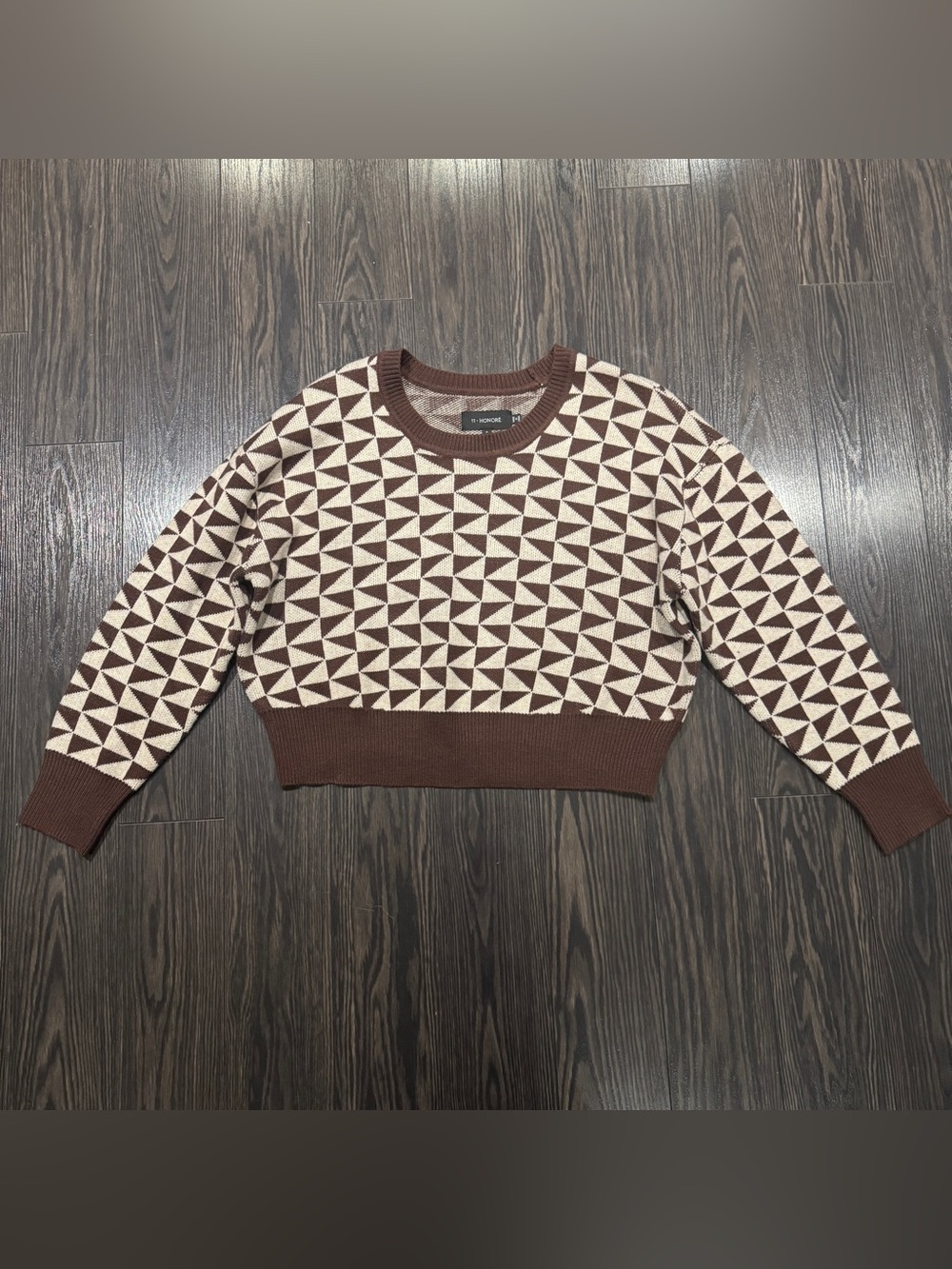 11 Honoré Brown & Cream Geometric Knit Sweater